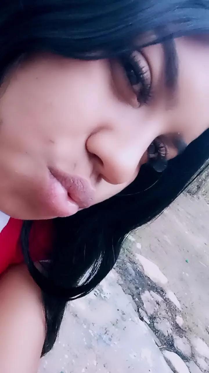 Offline Jeans_Pee on Cam4