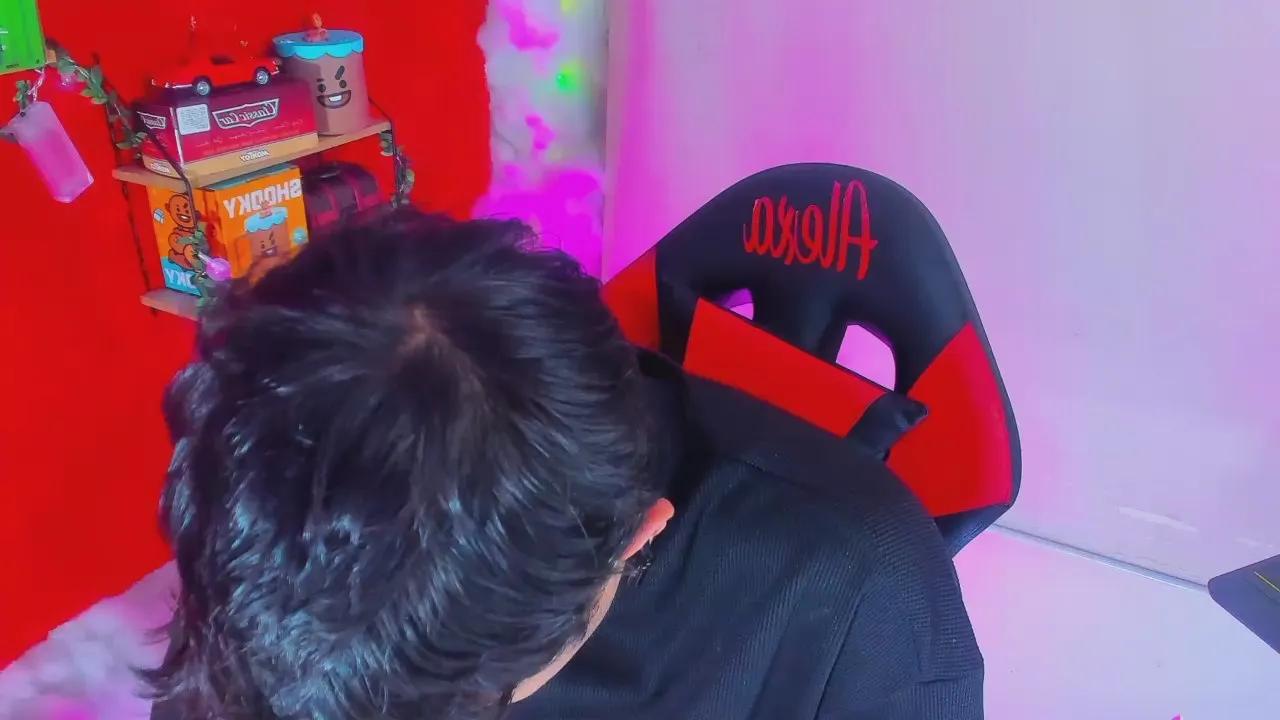 Offline JhonnyJwox on Cam4