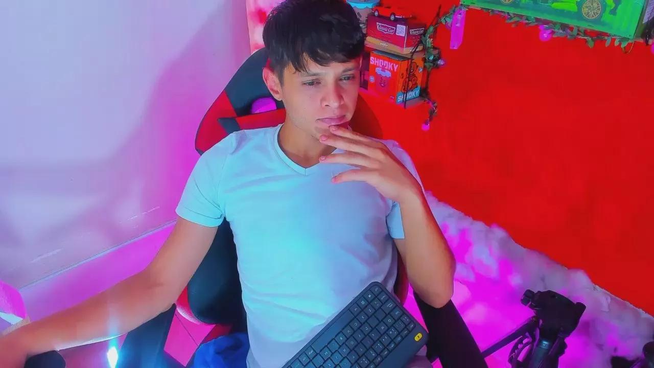 Offline JhonnyJwox on Cam4