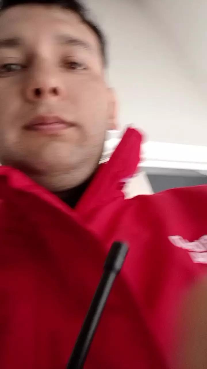 Offline JoeGol96 on Cam4