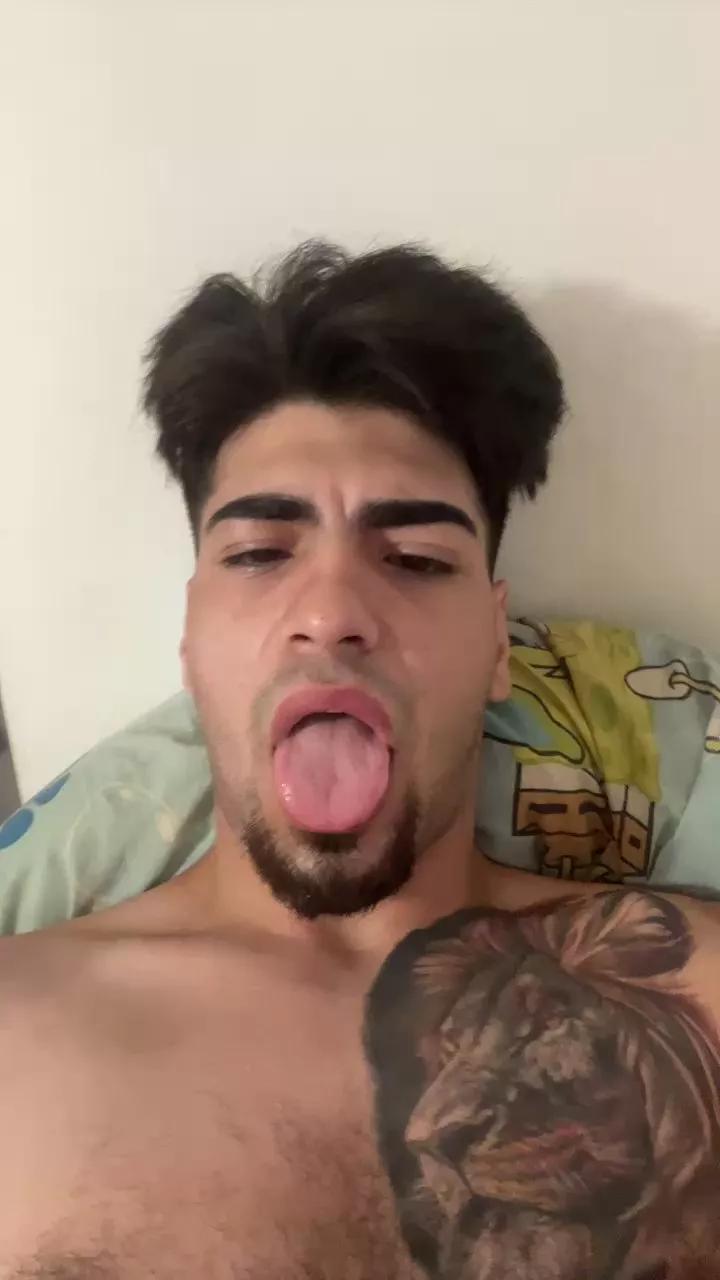 Offline Jovencitobcn21 on Cam4