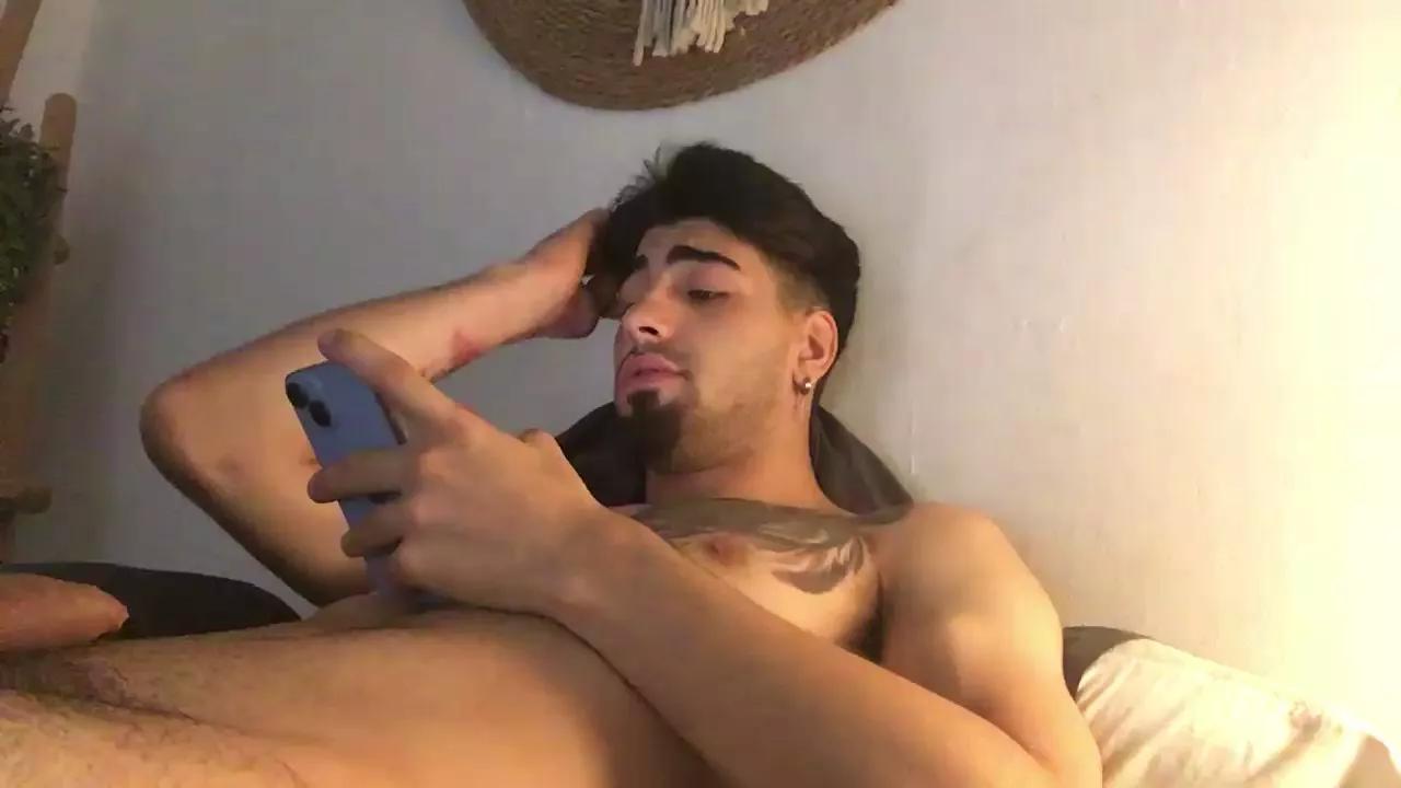 Offline Jovencitobcn21 on Cam4