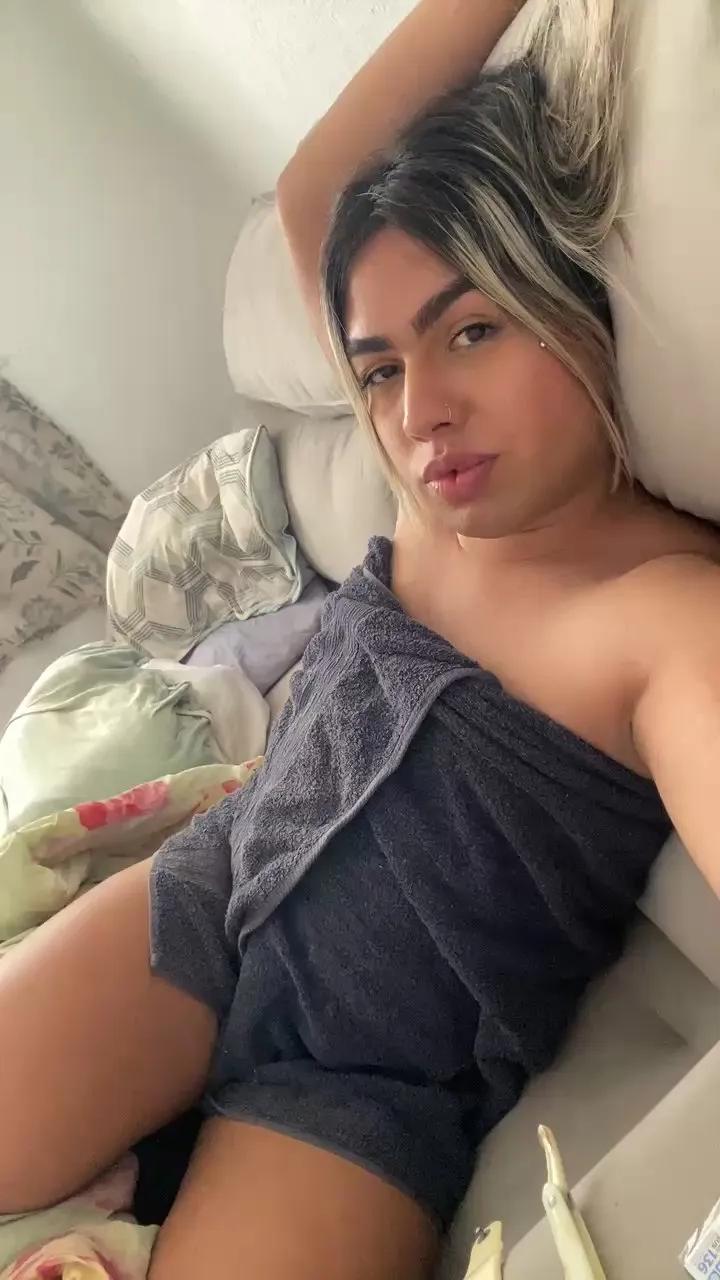 Freechat Juju6999 on Cam4