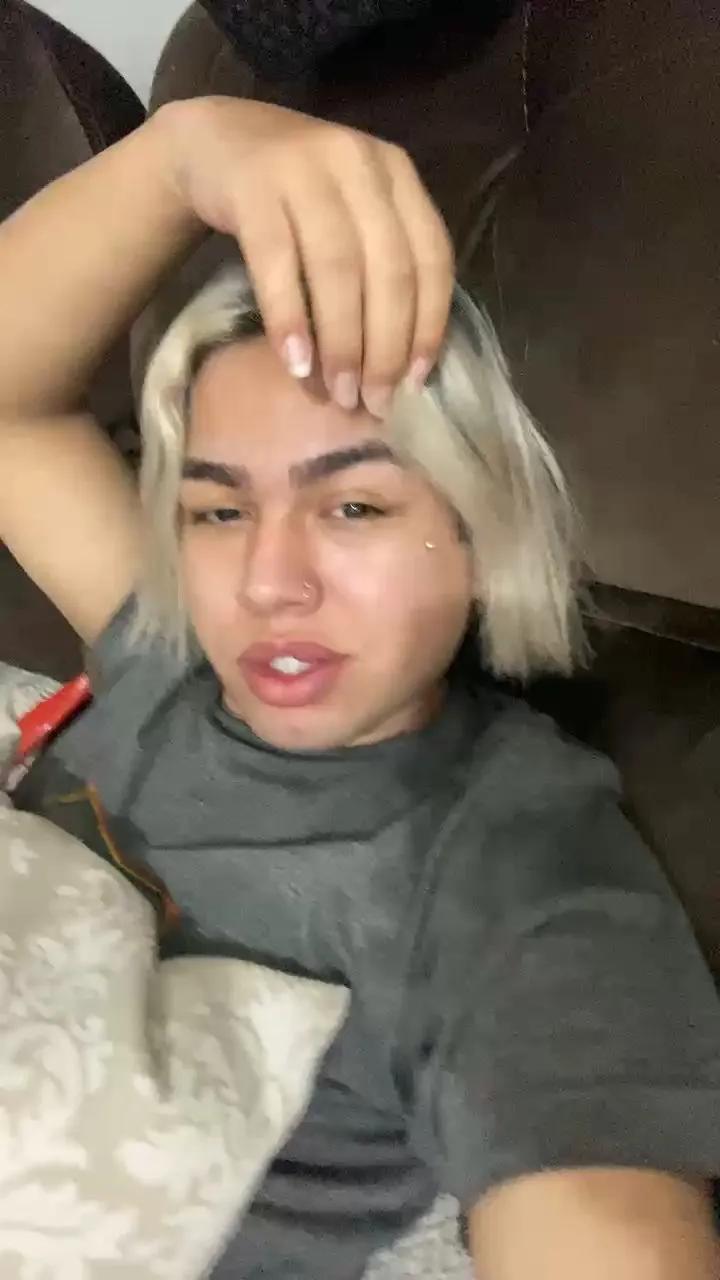 Freechat Juju6999 on Cam4