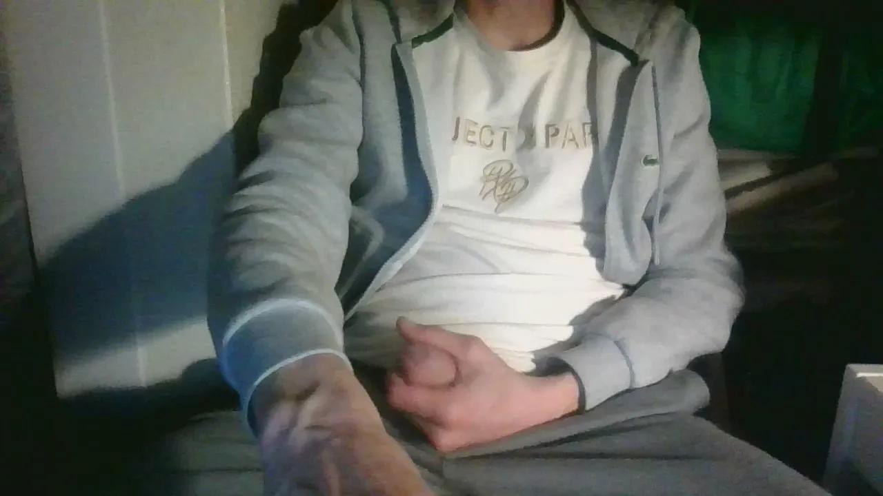 Offline Juju78juju on Cam4