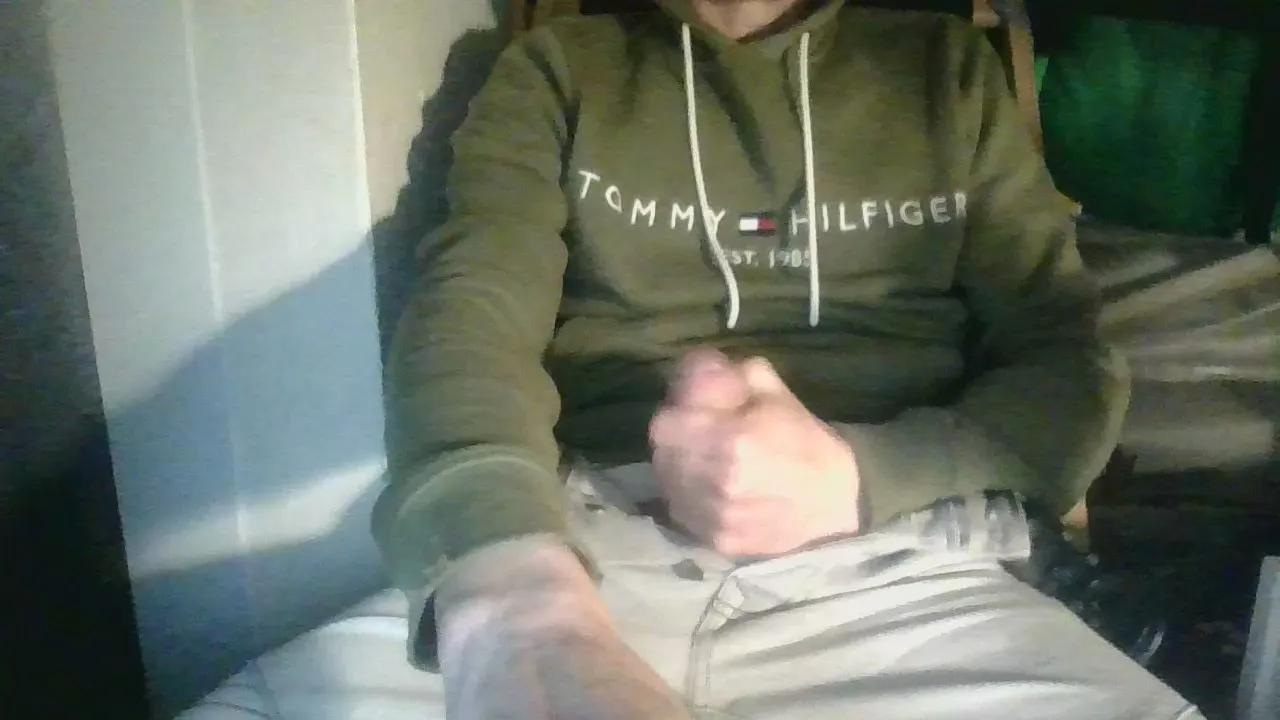 Offline Juju78juju on Cam4