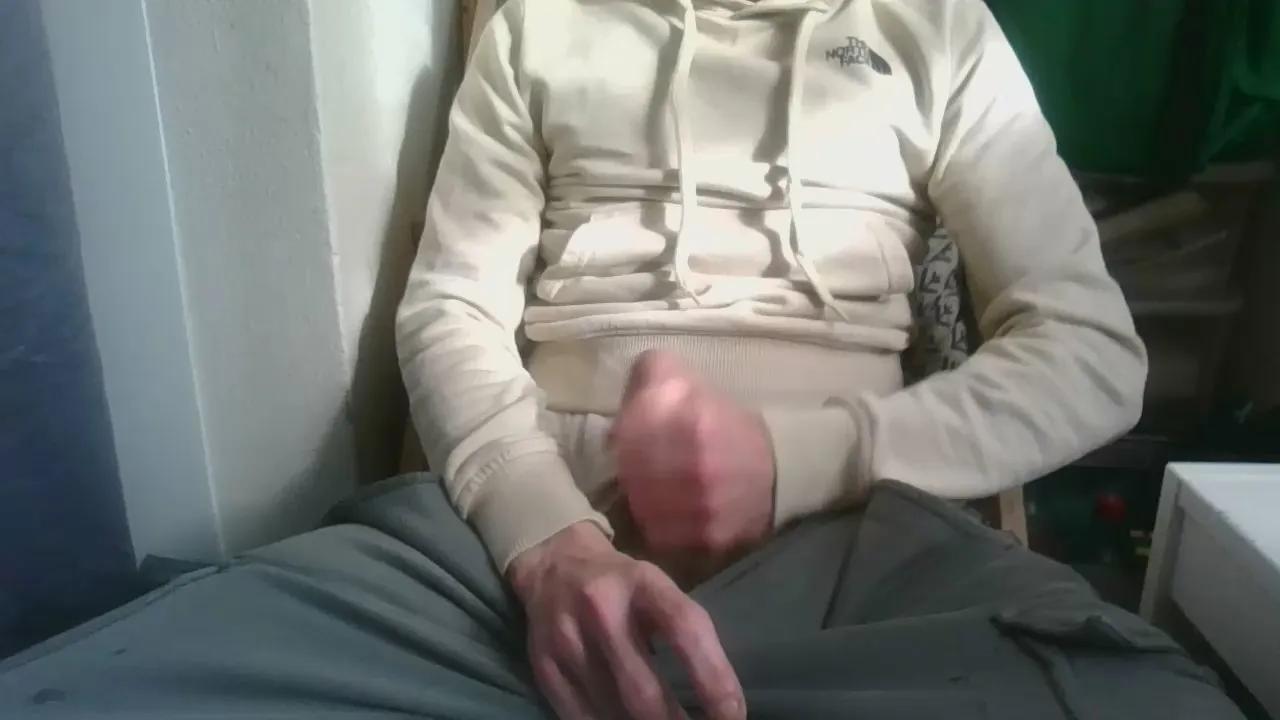 Offline Juju78juju on Cam4