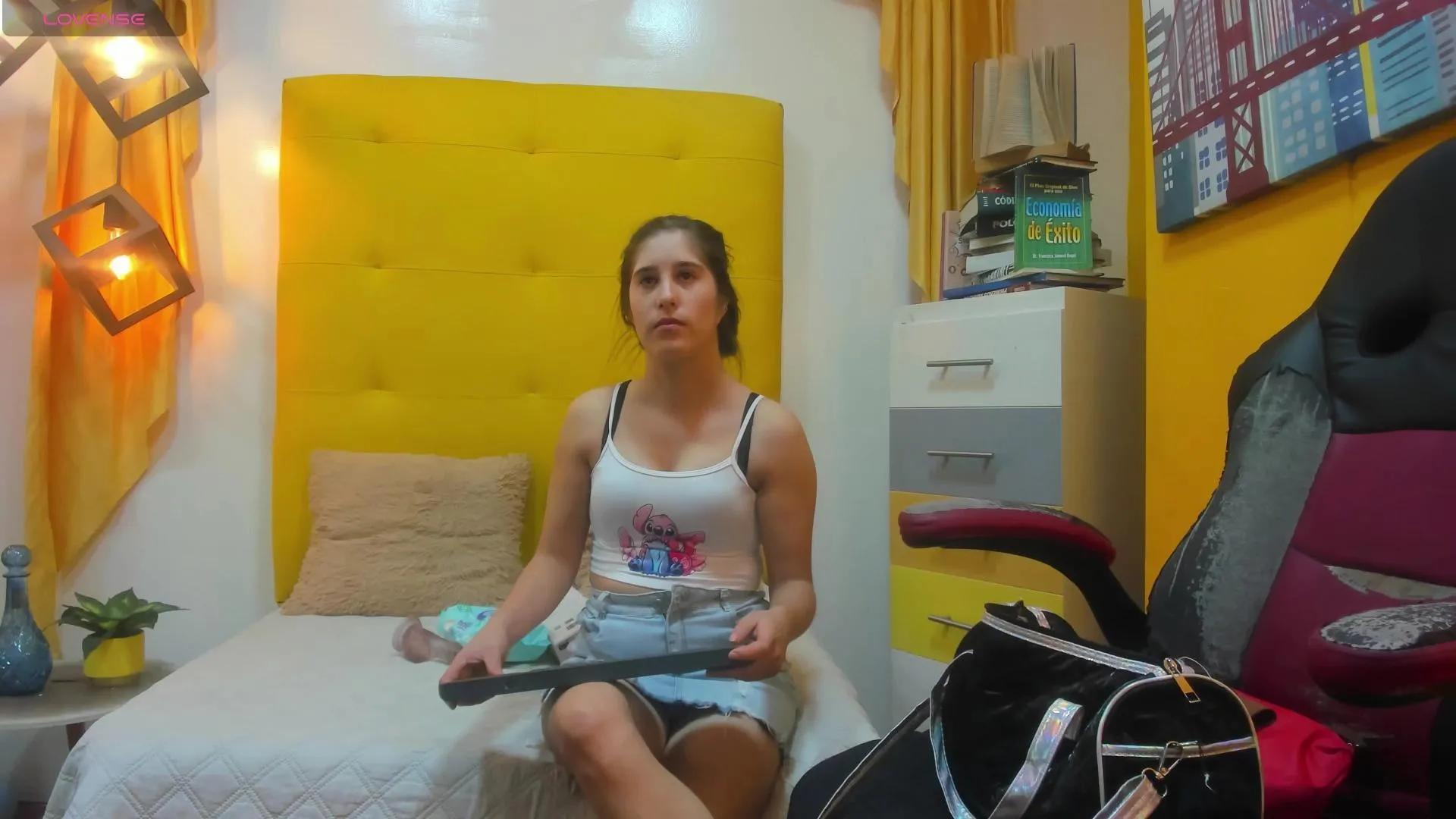 Offline karlarousex on Cam4