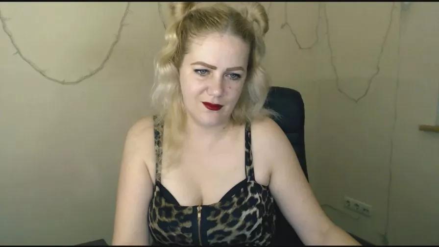 Offline kay_franccis on Cam4