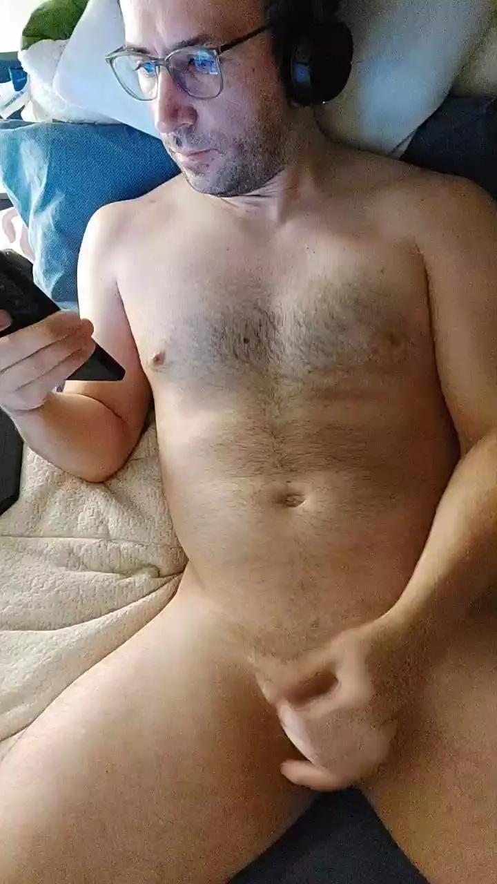 Offline Kertsxxx on Cam4