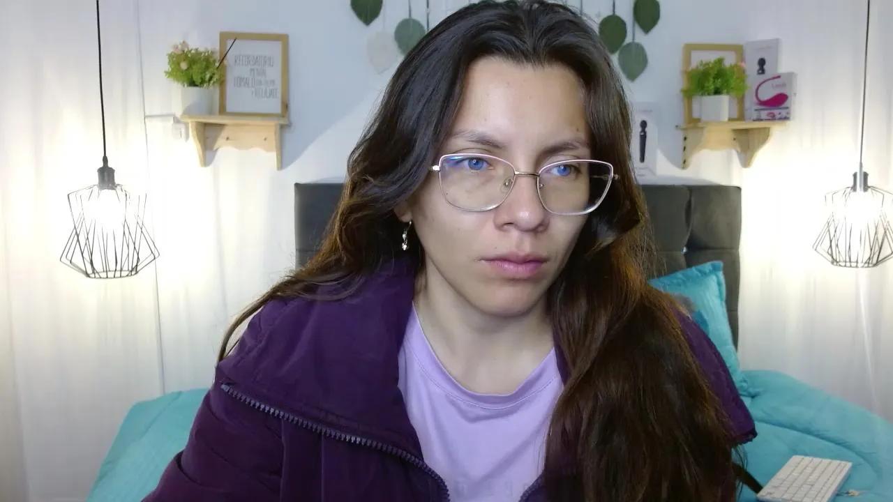 Offline kharlamorrys_ on Cam4