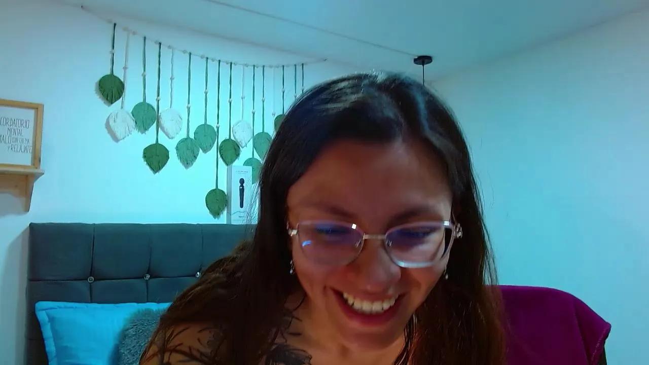 Offline kharlamorrys_ on Cam4