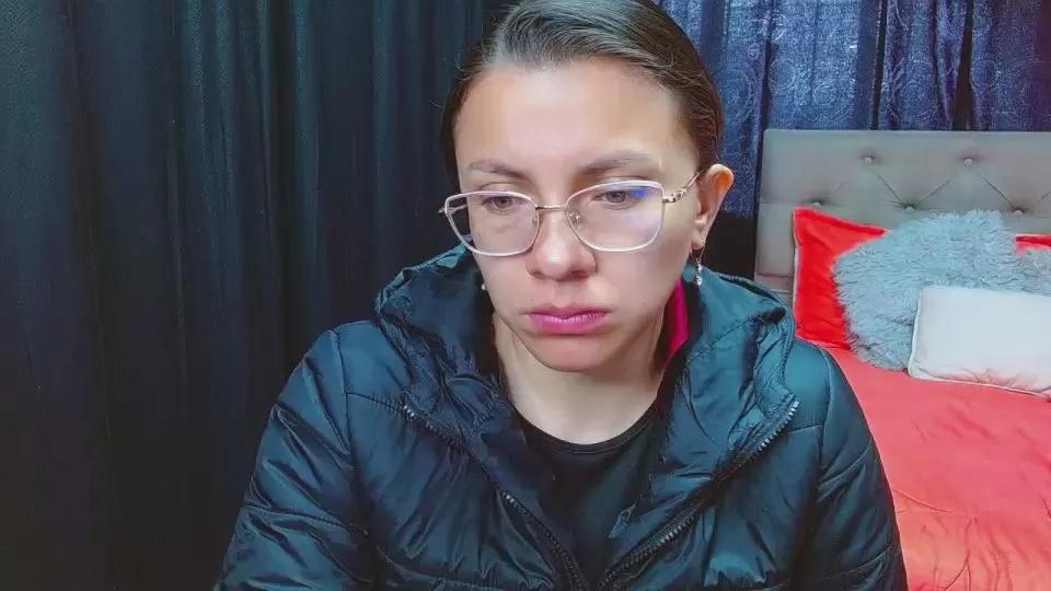 Offline kharlamorrys_ on Cam4