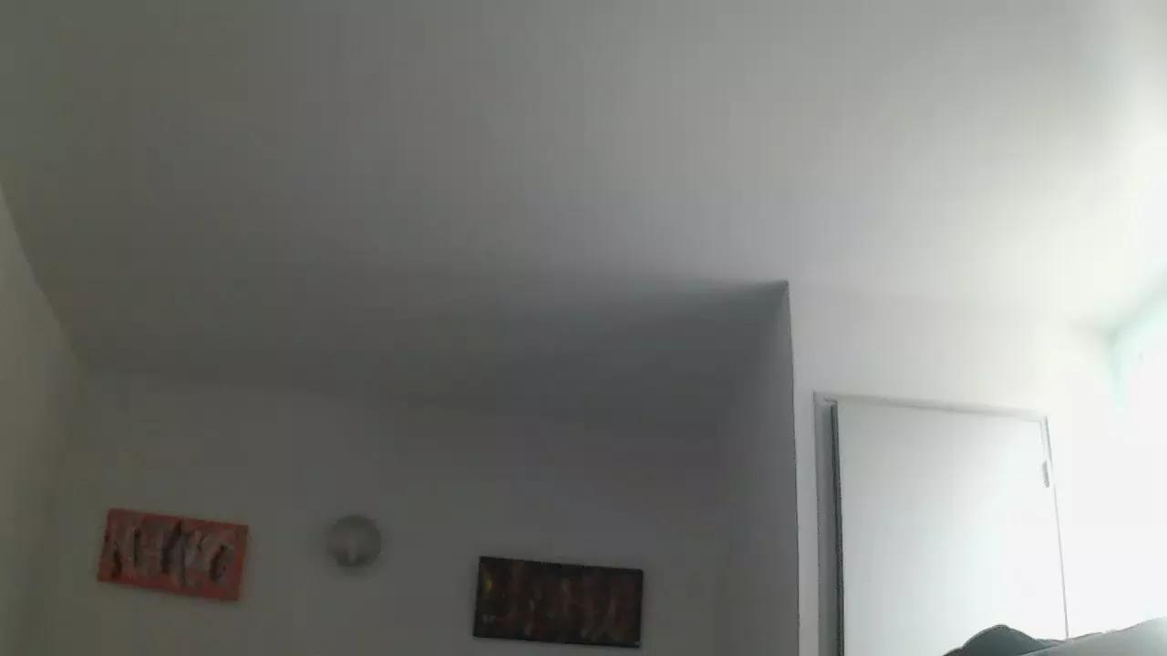 Offline kiki33000 on Cam4