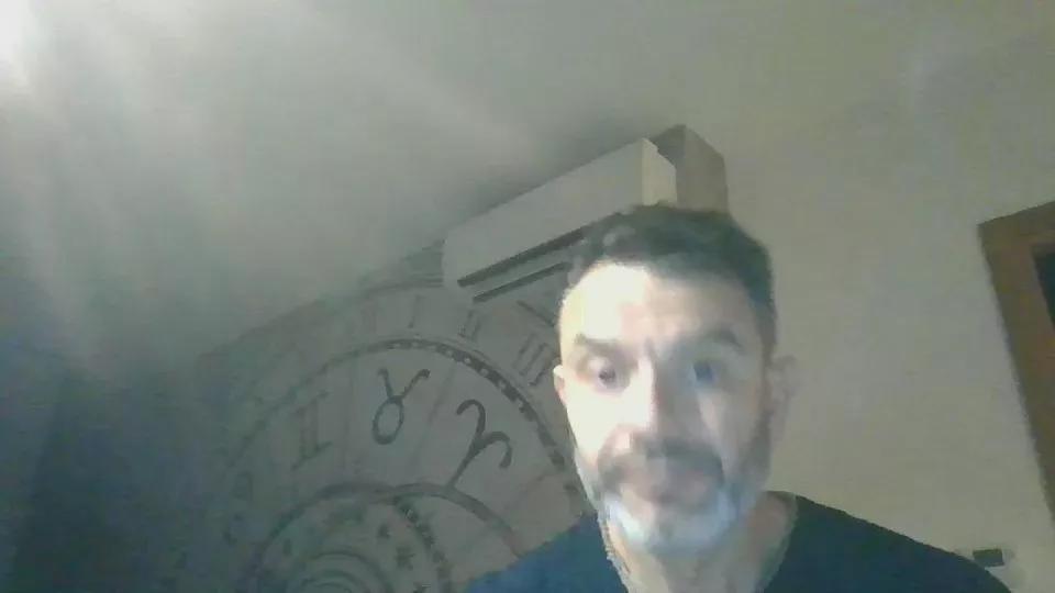 Offline kinder803 on Cam4