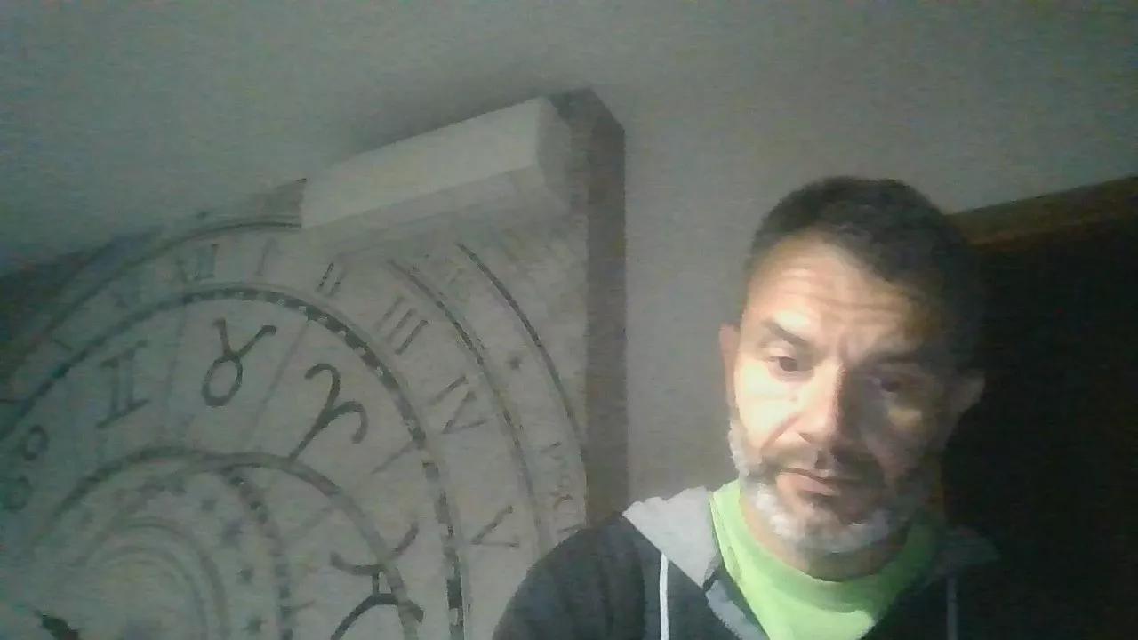 Offline kinder803 on Cam4