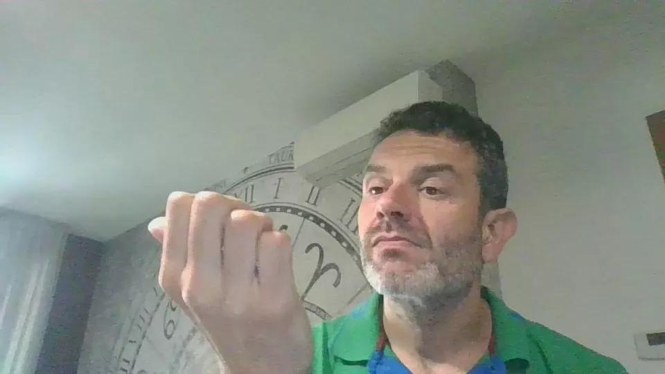 Offline kinder803 on Cam4