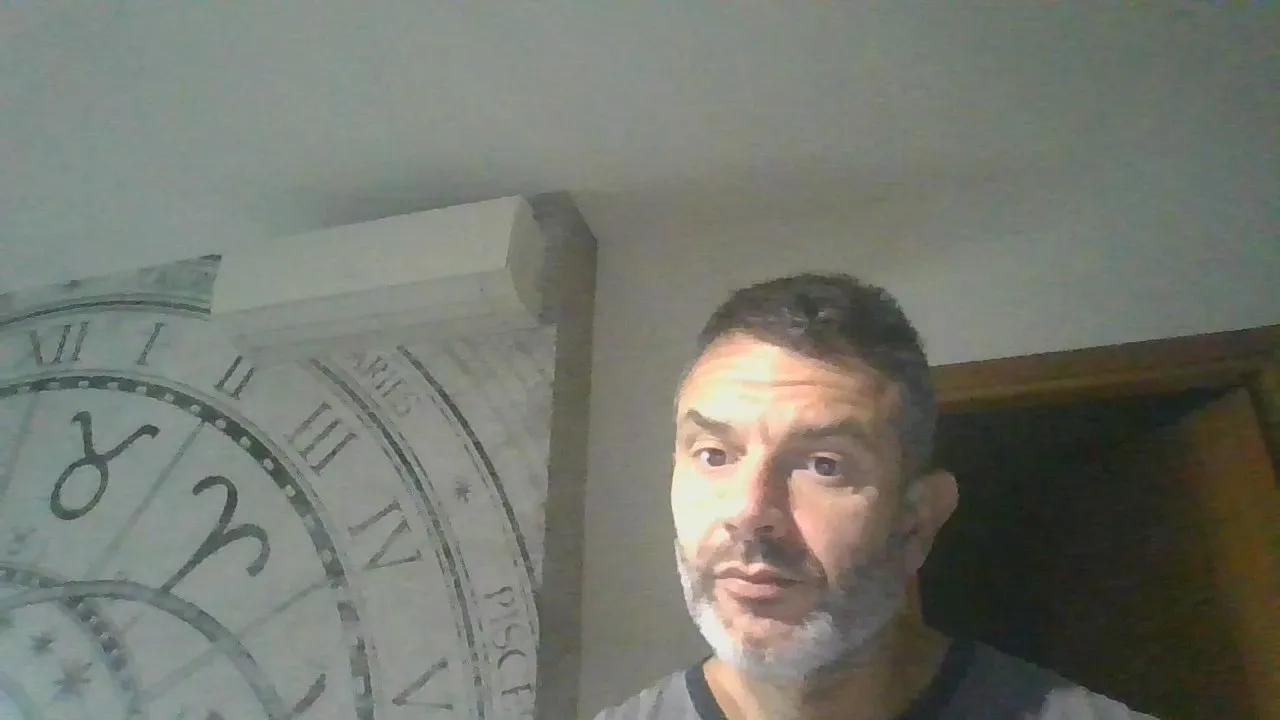 Offline kinder803 on Cam4