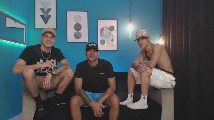 Offline KINGOFHEAVENS_ on Cam4