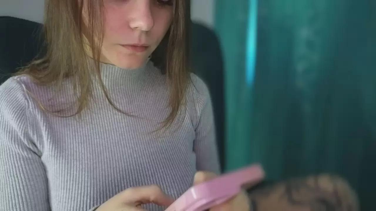 Offline kissedbythemoon on Cam4