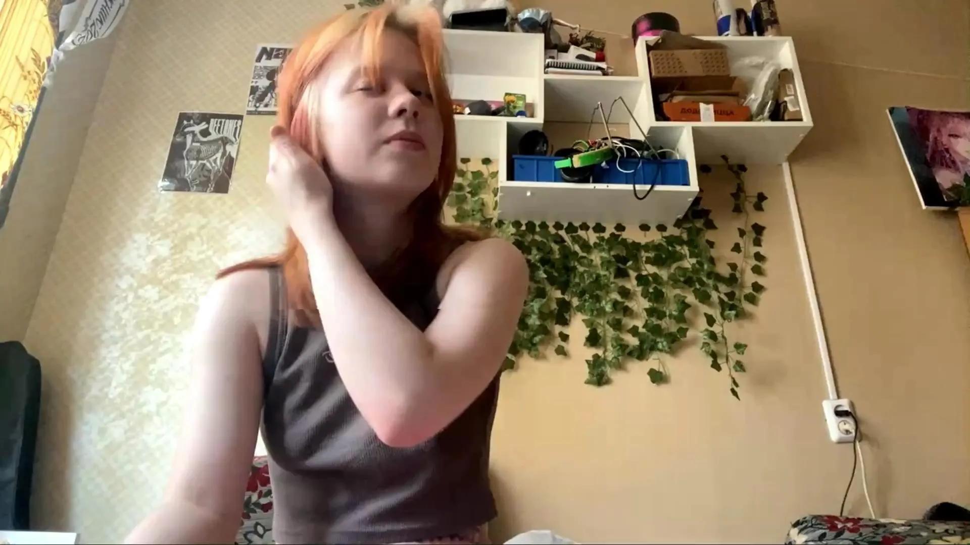 Offline KrystleHavens on Cam4