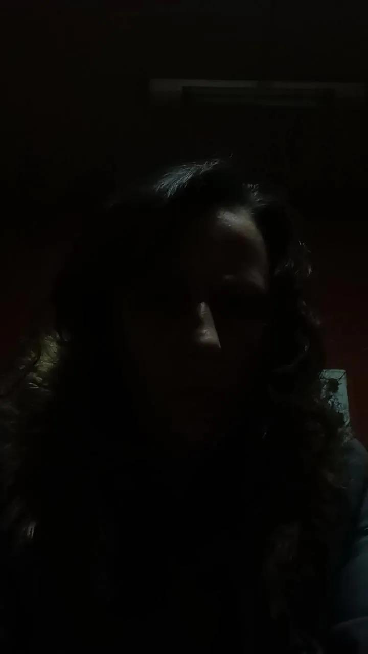 Offline LaCata37 on Cam4