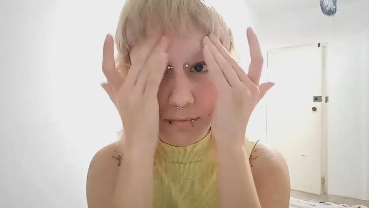 Freechat LaiSprings on Cam4