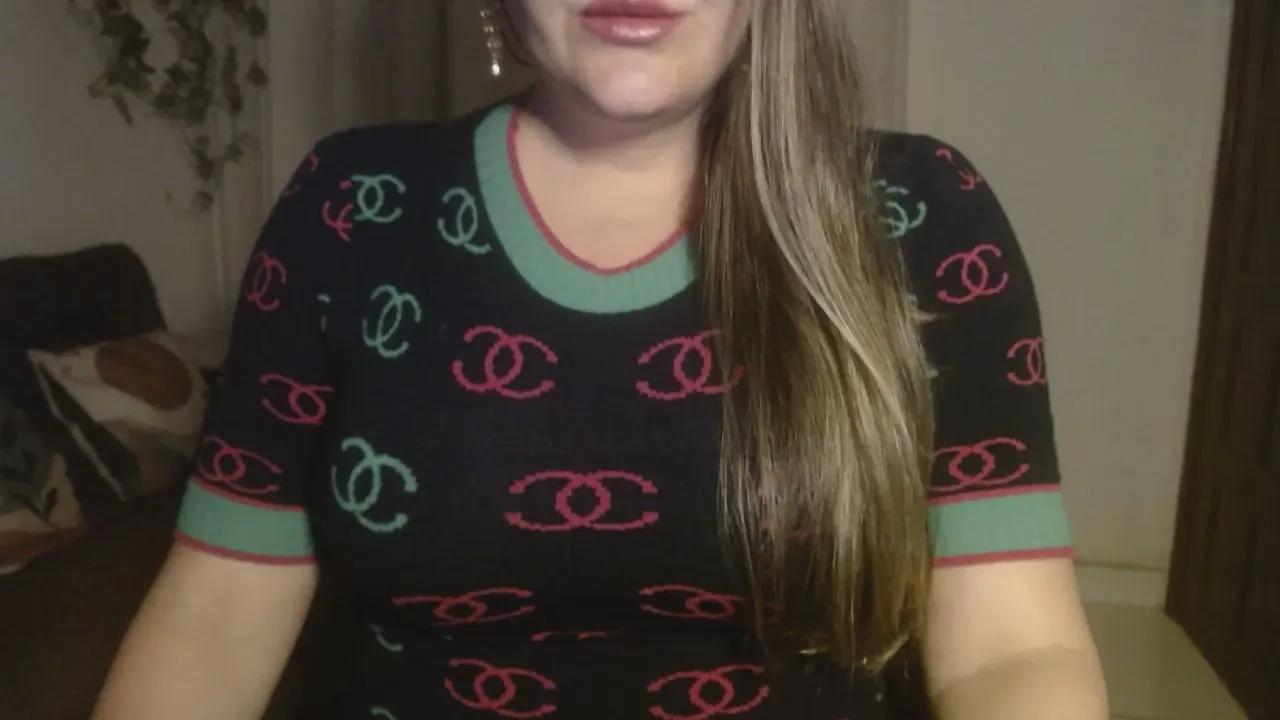 Offline larablonde on Cam4