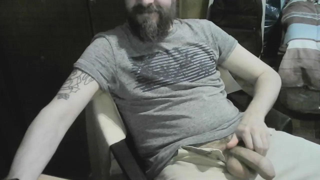 Offline LauPet_Nacho on Cam4