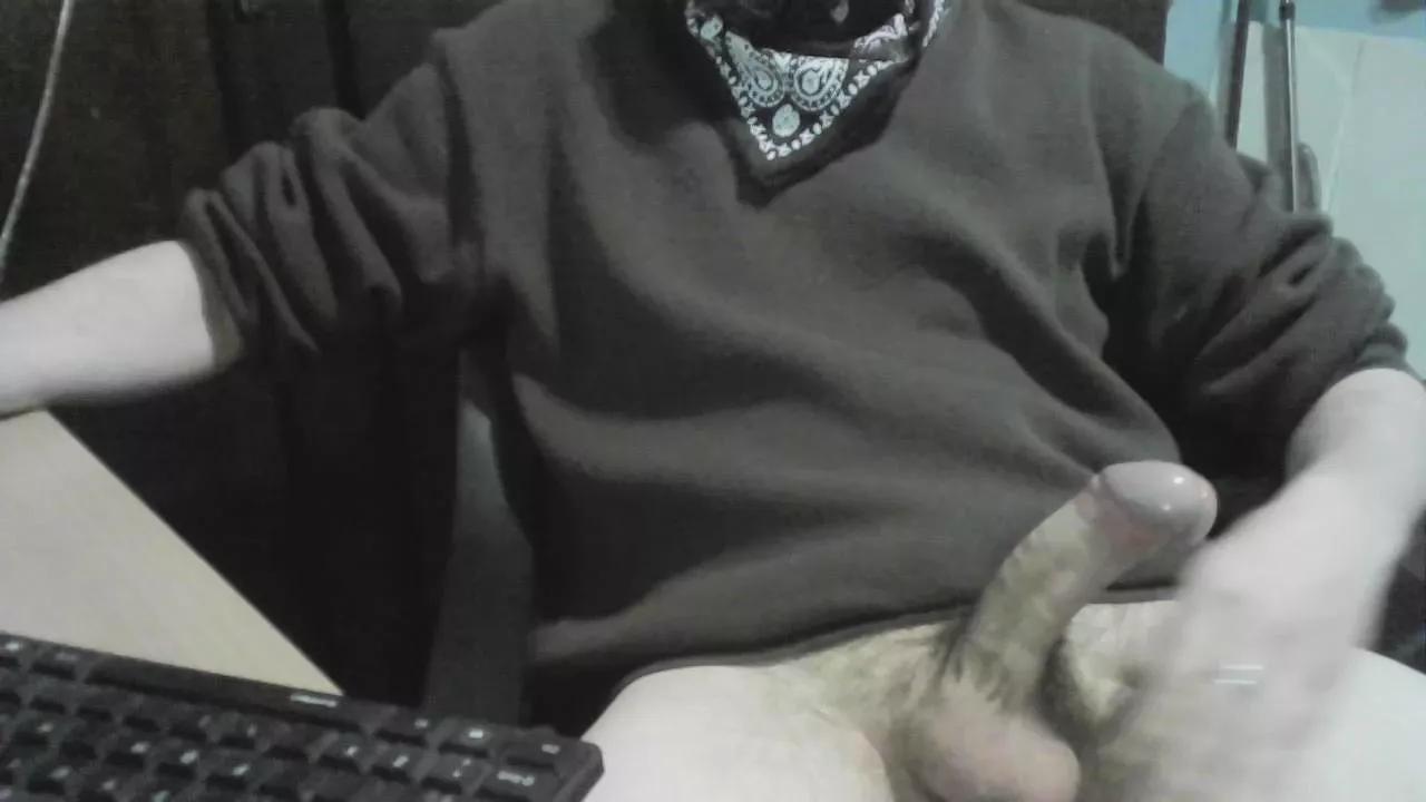 Offline LauPet_Nacho on Cam4