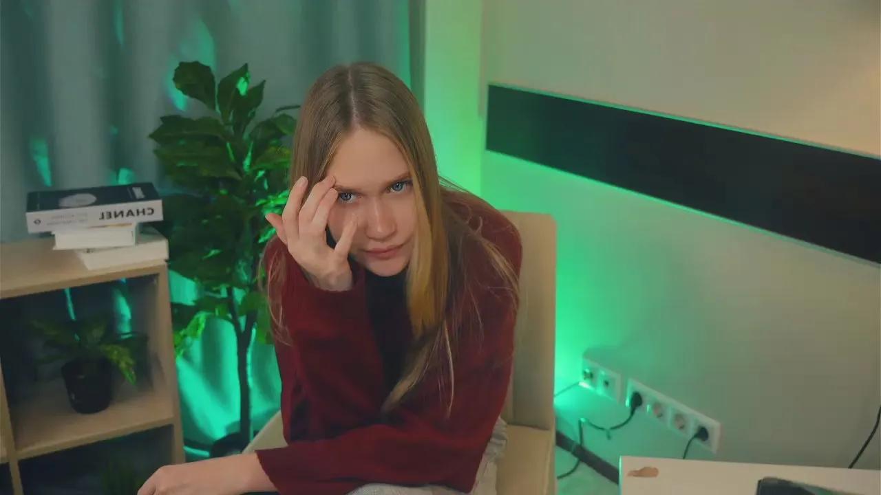 Offline LavernWaltmann on Cam4