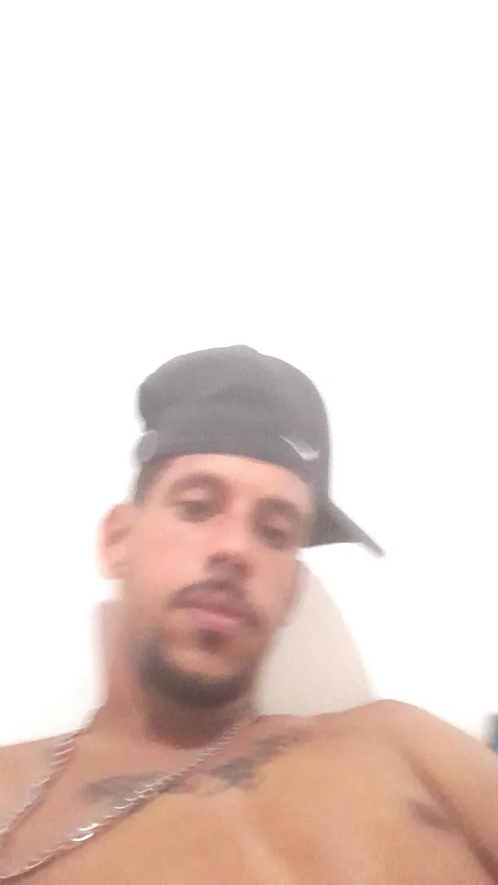 Freechat Lccarioca on Cam4