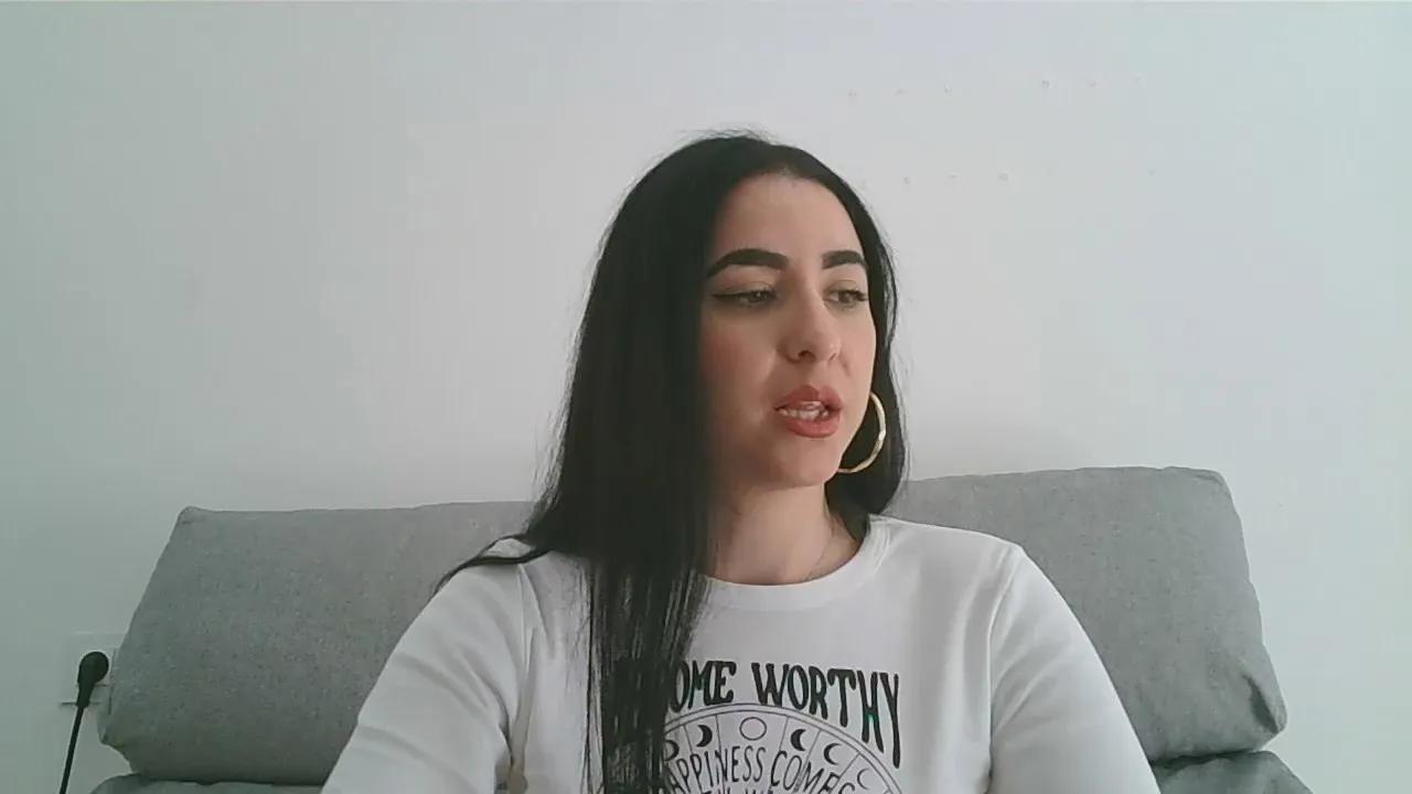 LeilaCG28 — Freechat on Cam4
