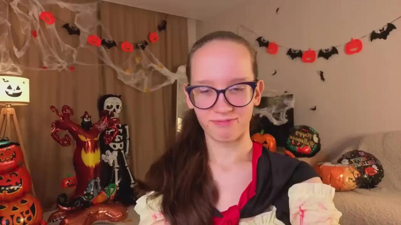 Cam4 LeilaDurow is Freechat LeilaDurow —  #cosplay #cute #striptease #armpits #schoolgirl #C2C