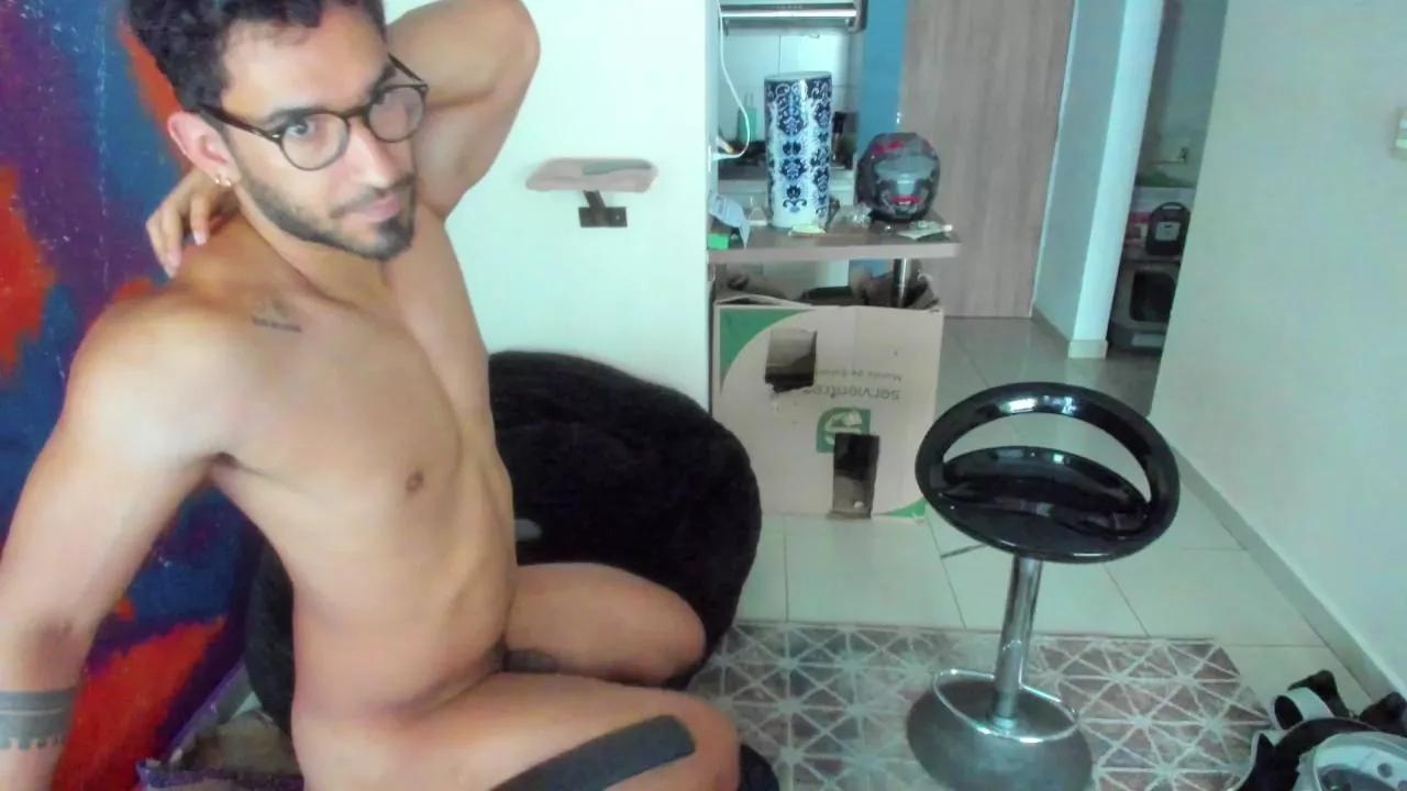 Offline leondevereda on Cam4