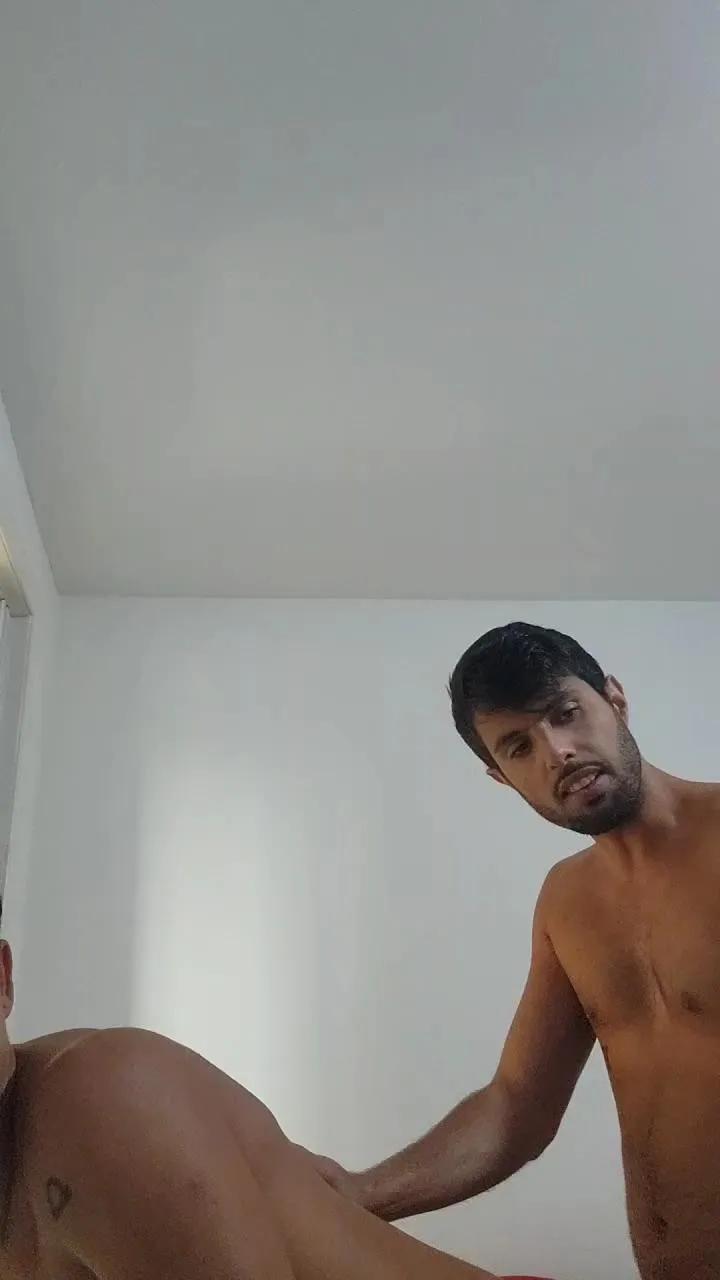 Offline Levi_Henrique on Cam4