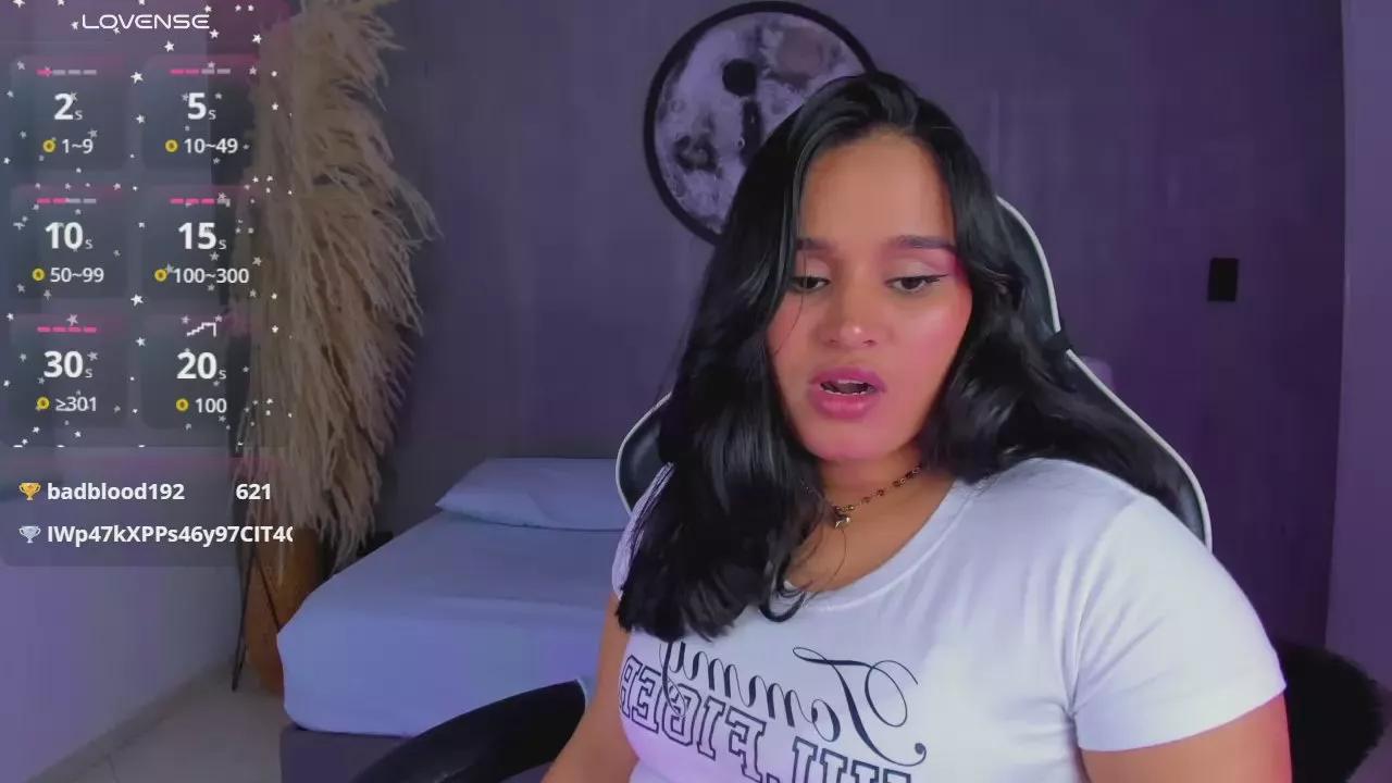 Offline lia_sexx19 on Cam4