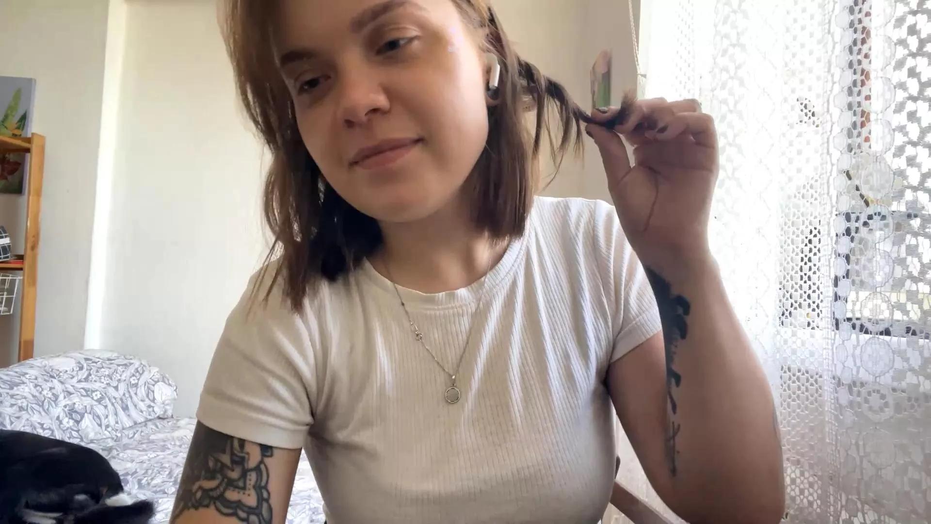 Offline LIKE_GINGER on Cam4