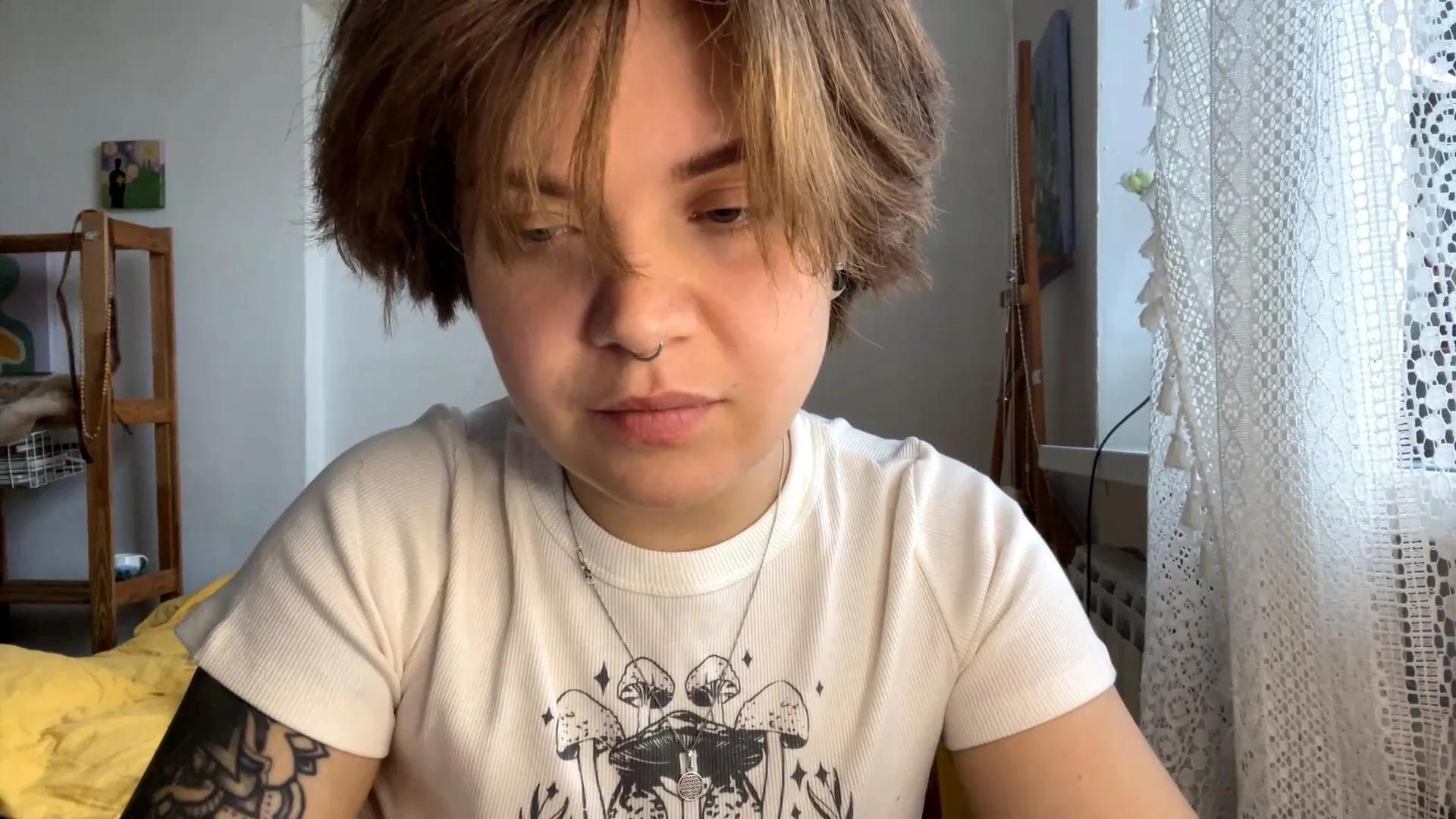 Offline LIKE_GINGER on Cam4