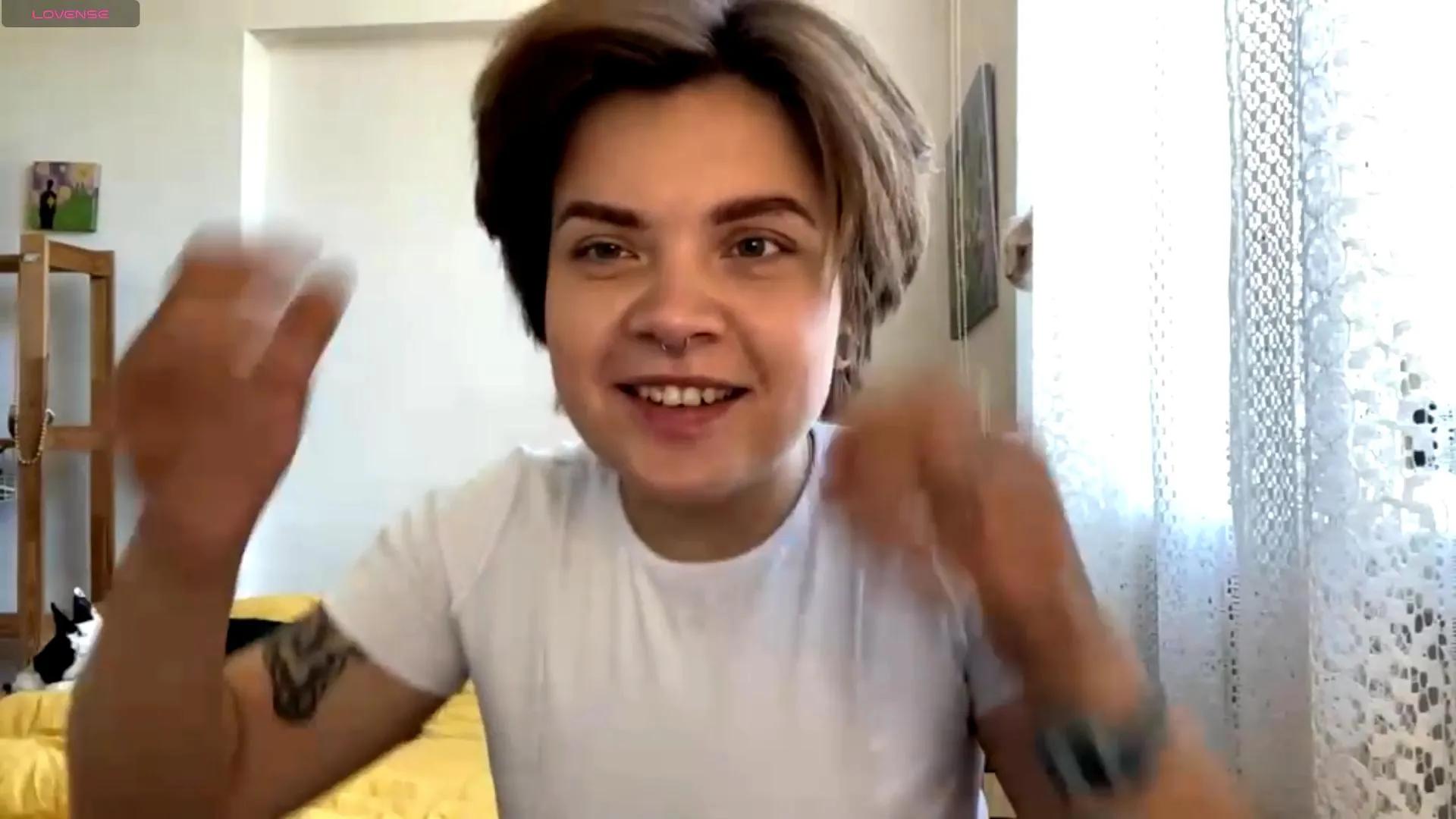 Offline LIKE_GINGER on Cam4