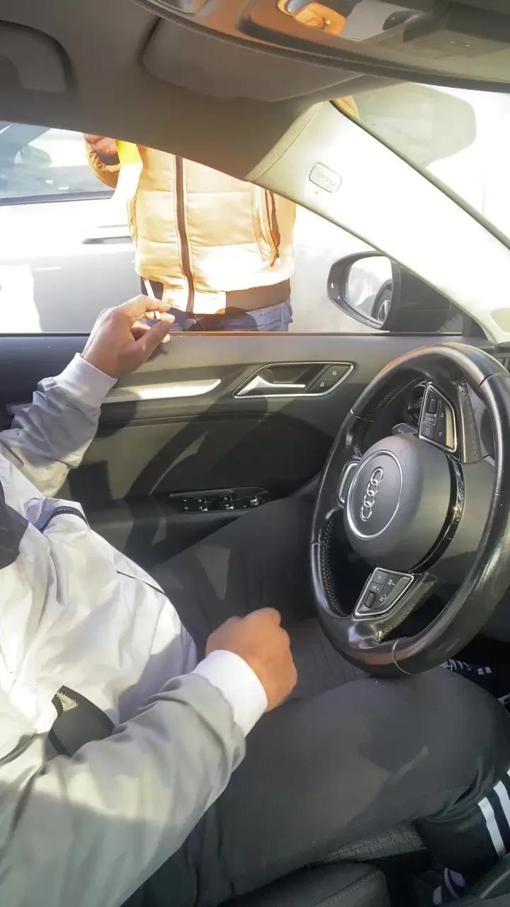 Offline likescock5 on Cam4