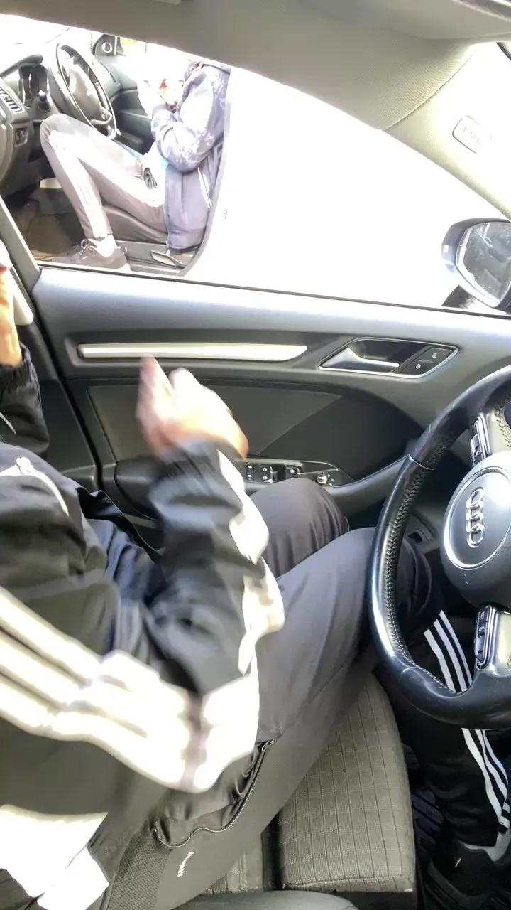 Offline likescock5 on Cam4