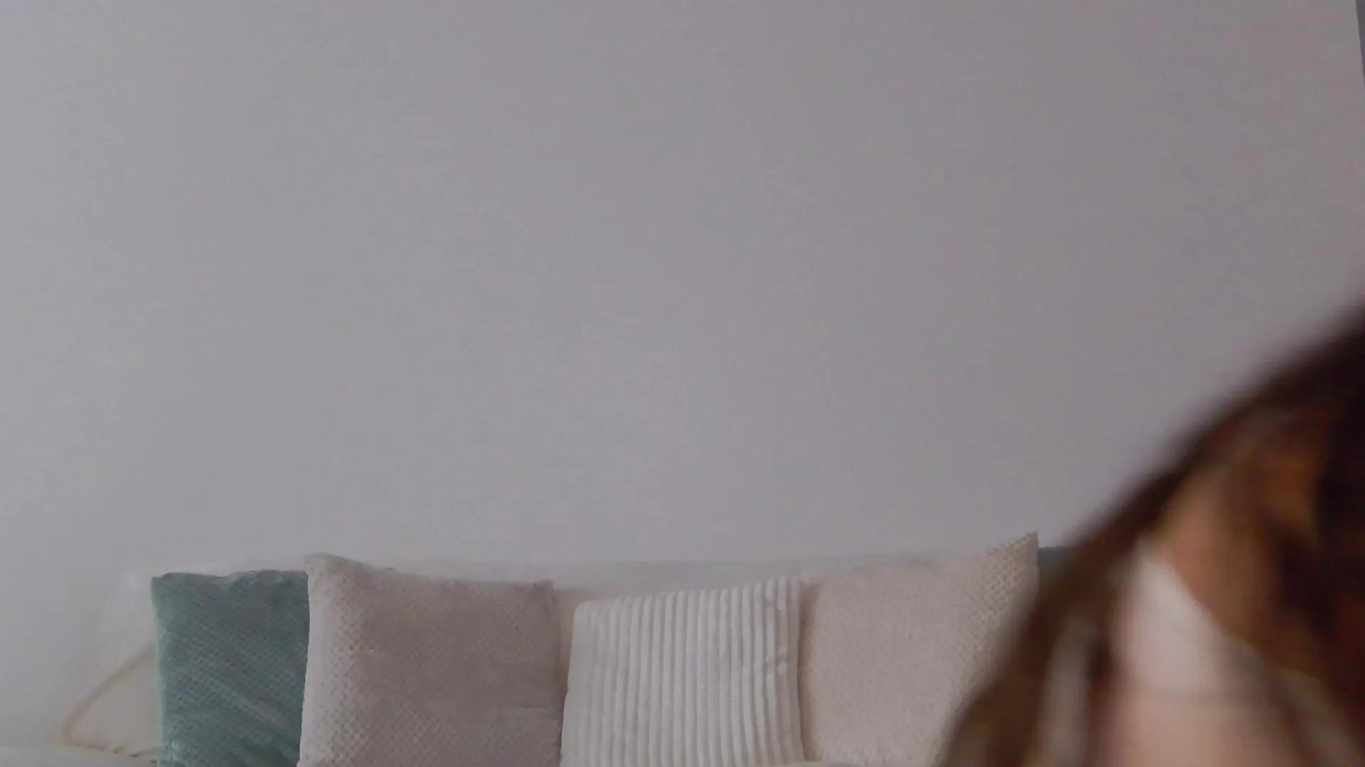 Freechat lilyroselynn on Cam4