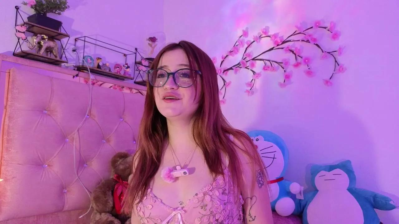 Offline Littlejenn777 on Cam4