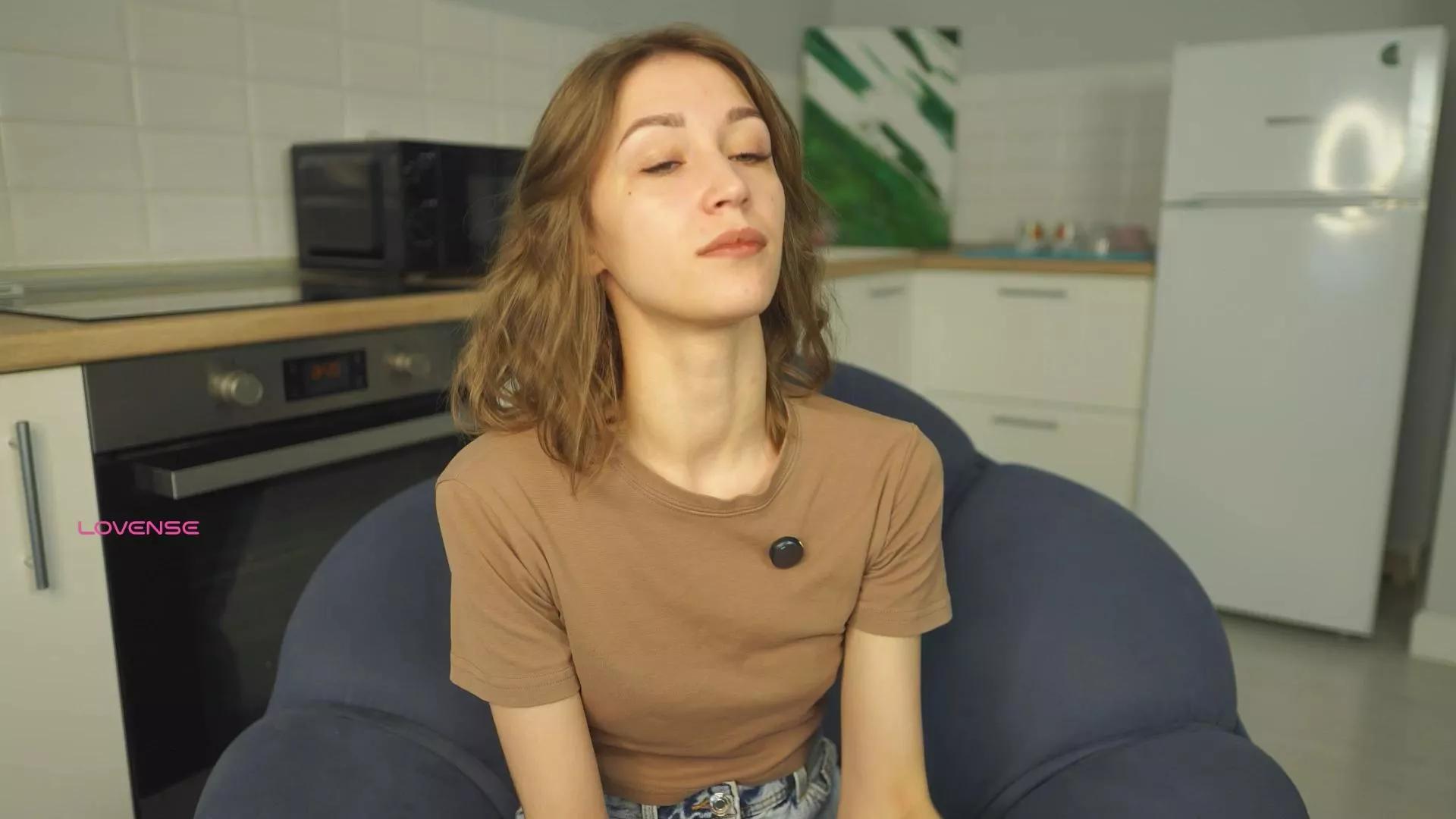 Offline LornaColeson on Cam4