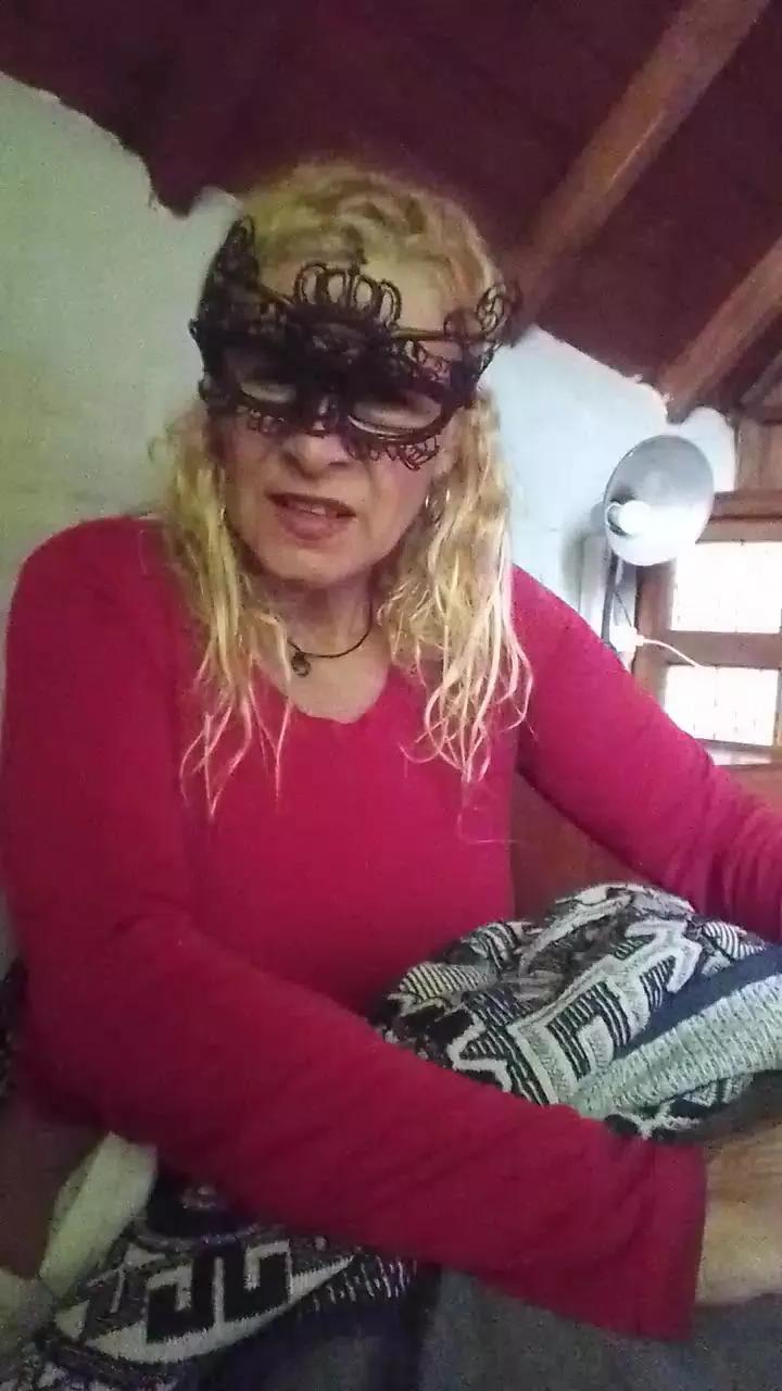 Freechat luli70hot on Cam4