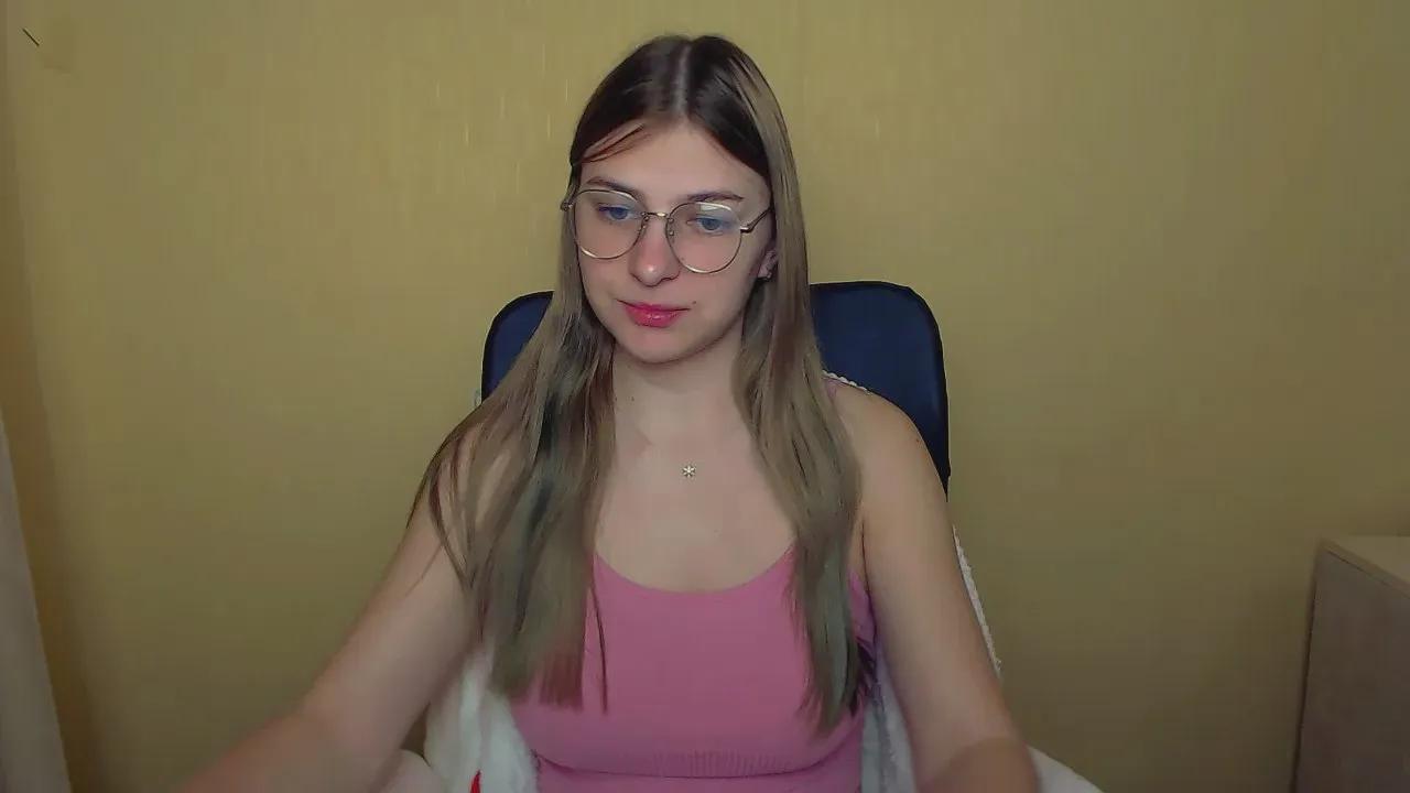 Offline Luna_Lush_ on Cam4