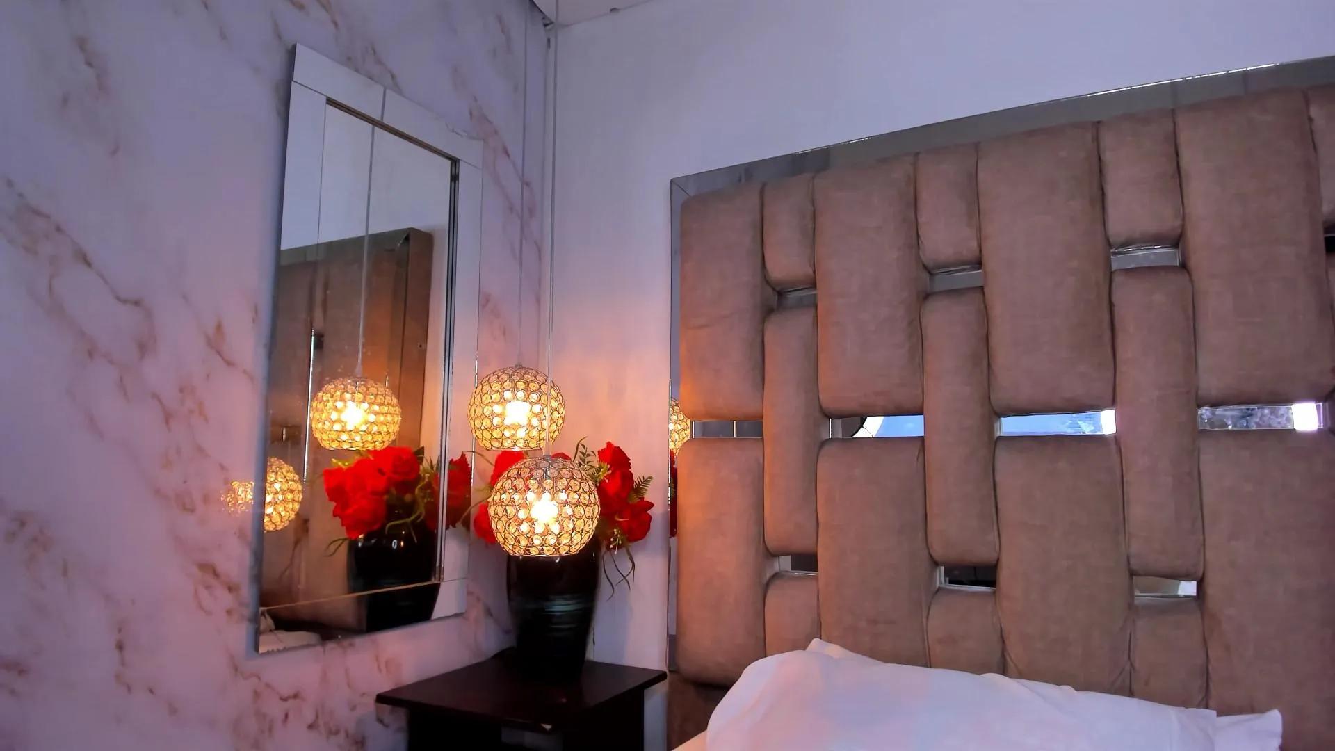 Freechat LunaPleasure on Cam4