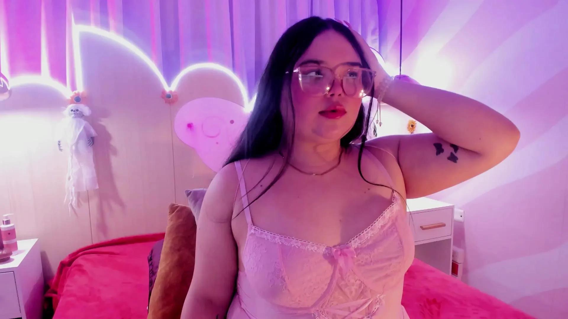 Offline lushie_love on Cam4