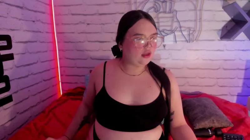 Offline lushie_love on Cam4